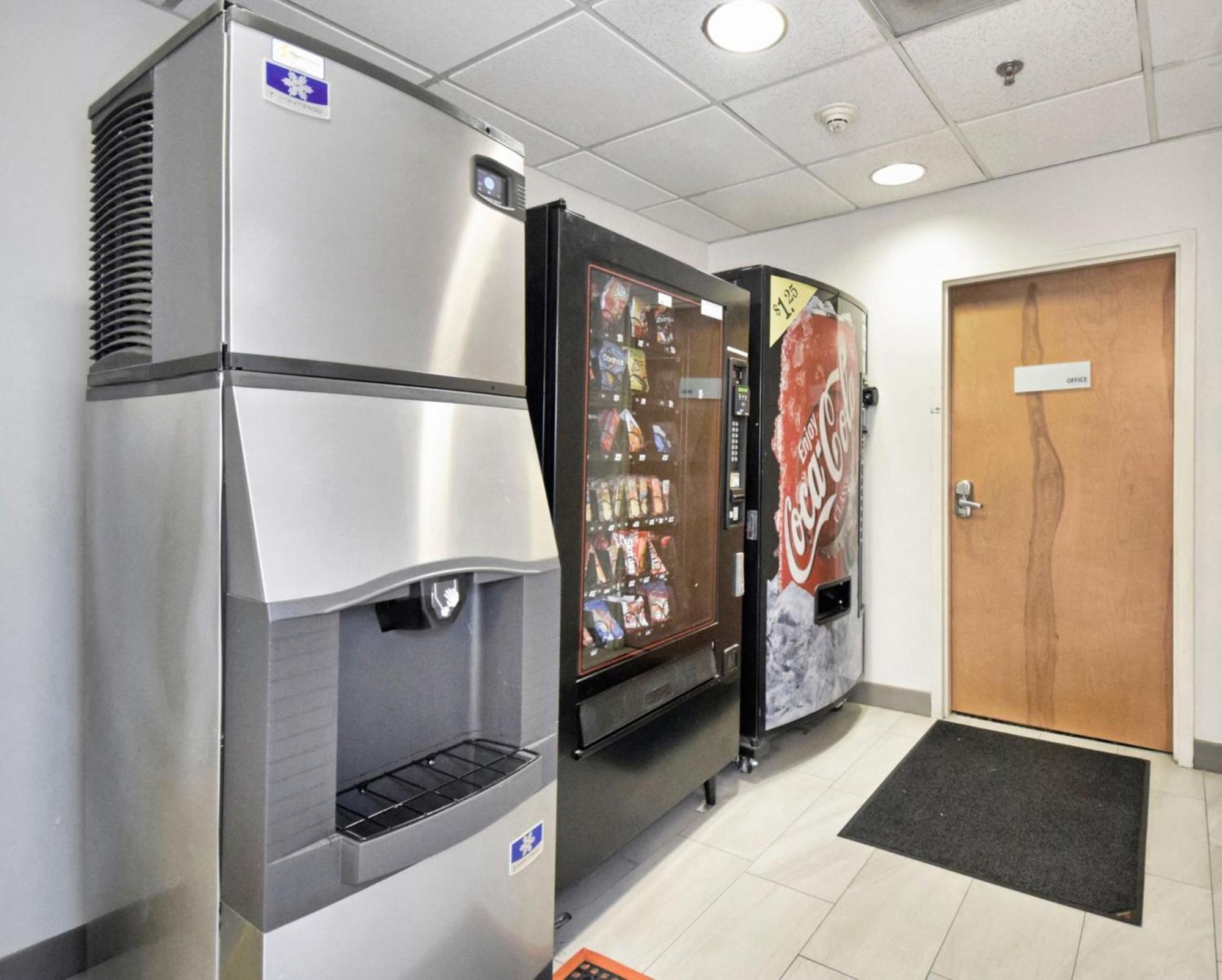 Holiday Inn Express Boone By Ihg Exterior foto