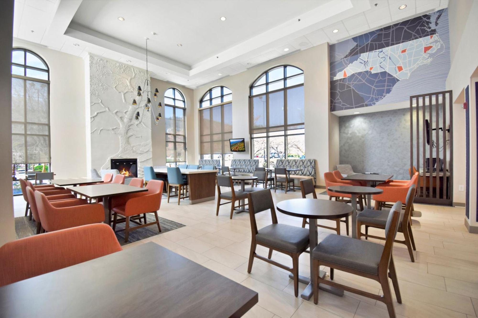 Holiday Inn Express Boone By Ihg Exterior foto