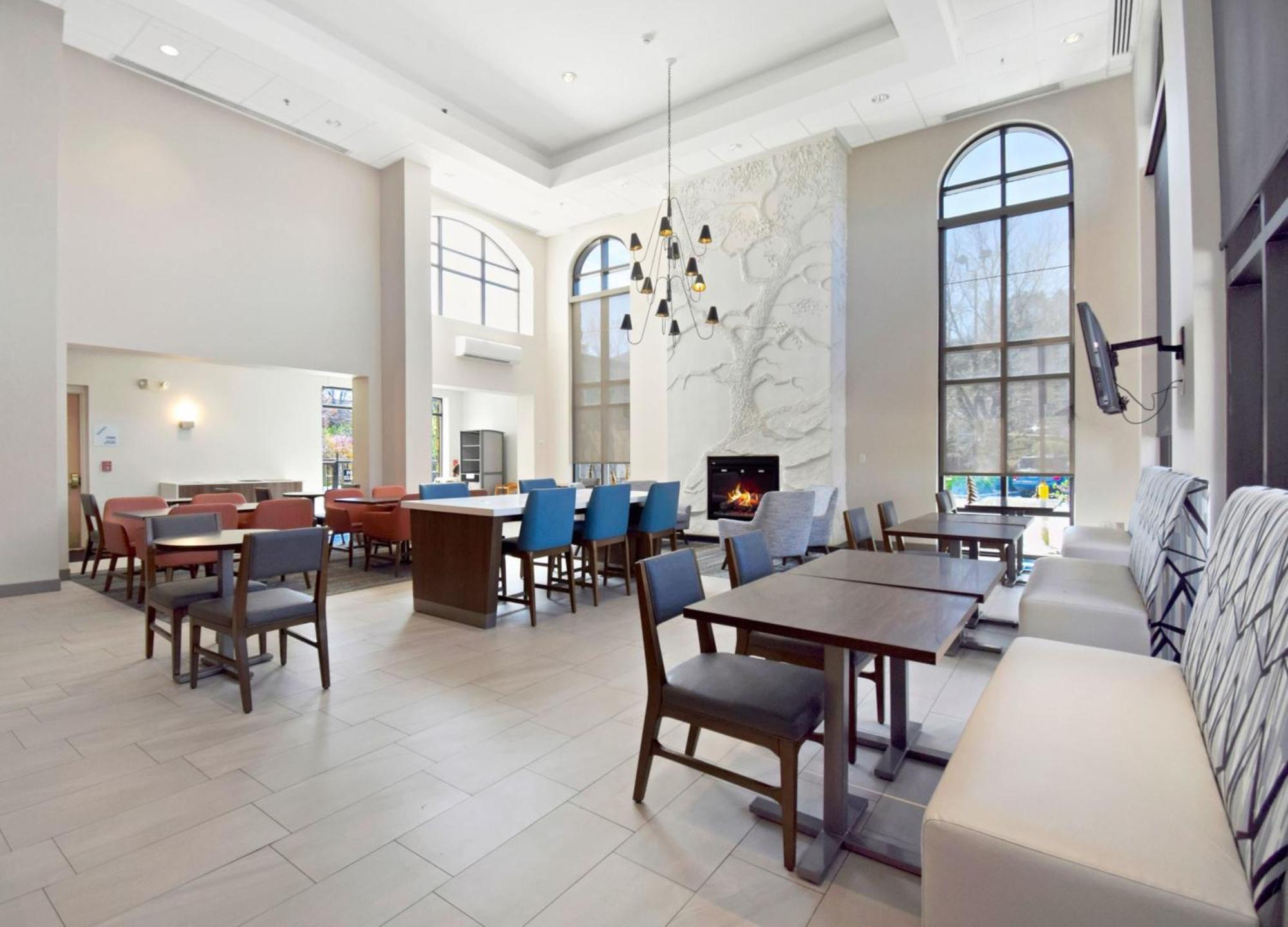 Holiday Inn Express Boone By Ihg Exterior foto