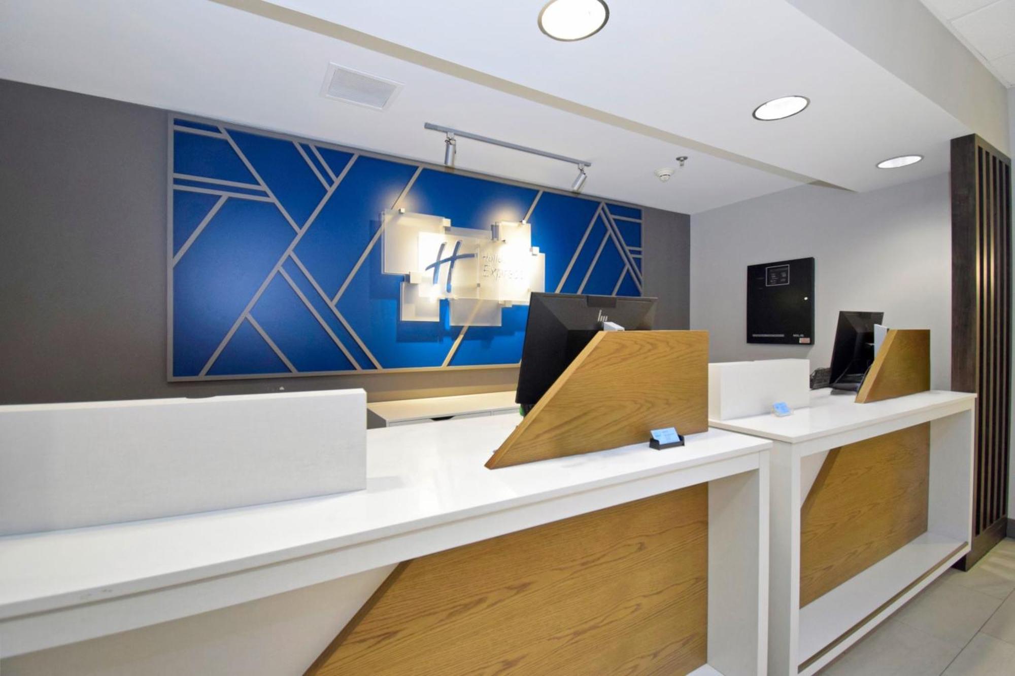 Holiday Inn Express Boone By Ihg Exterior foto